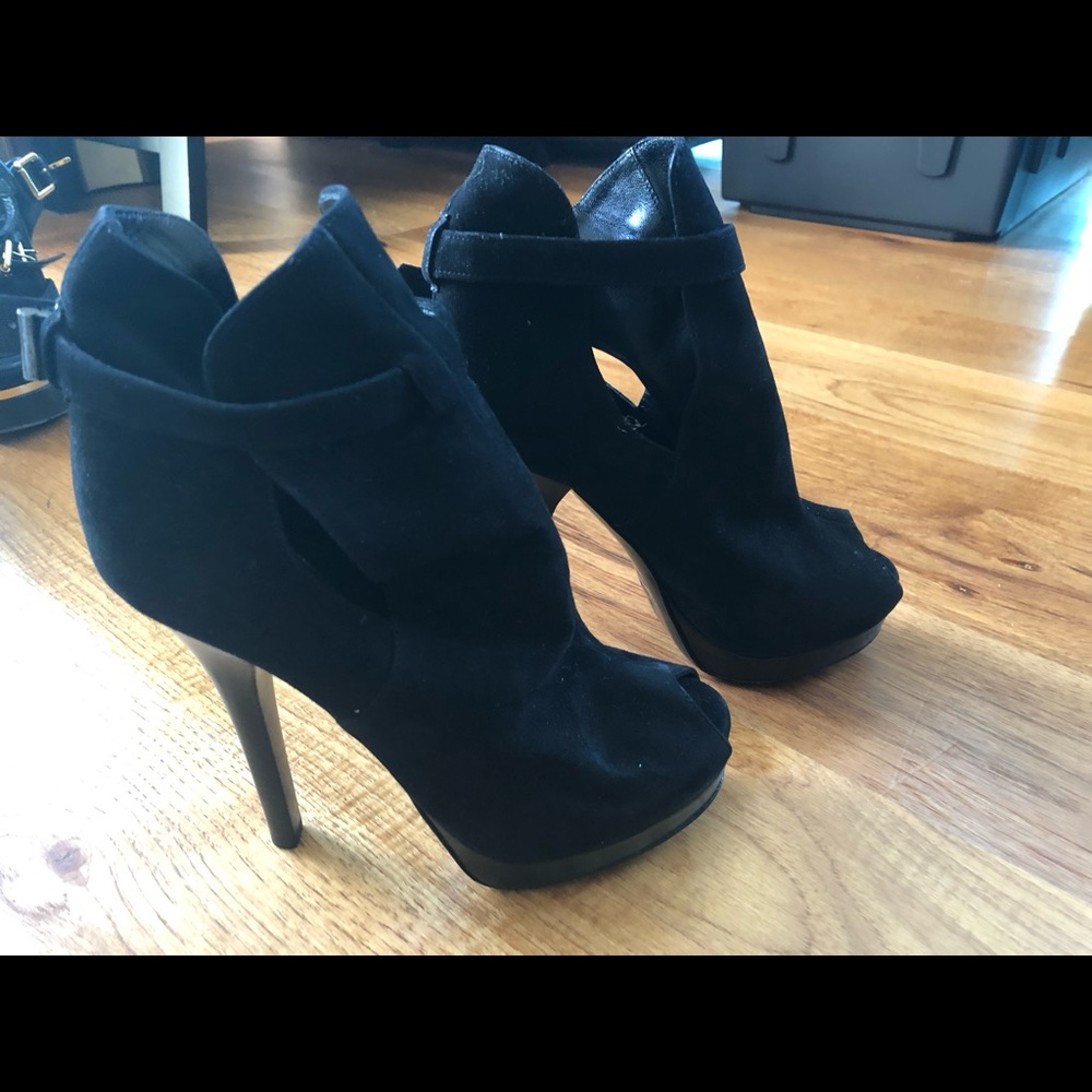 FENDI shoes